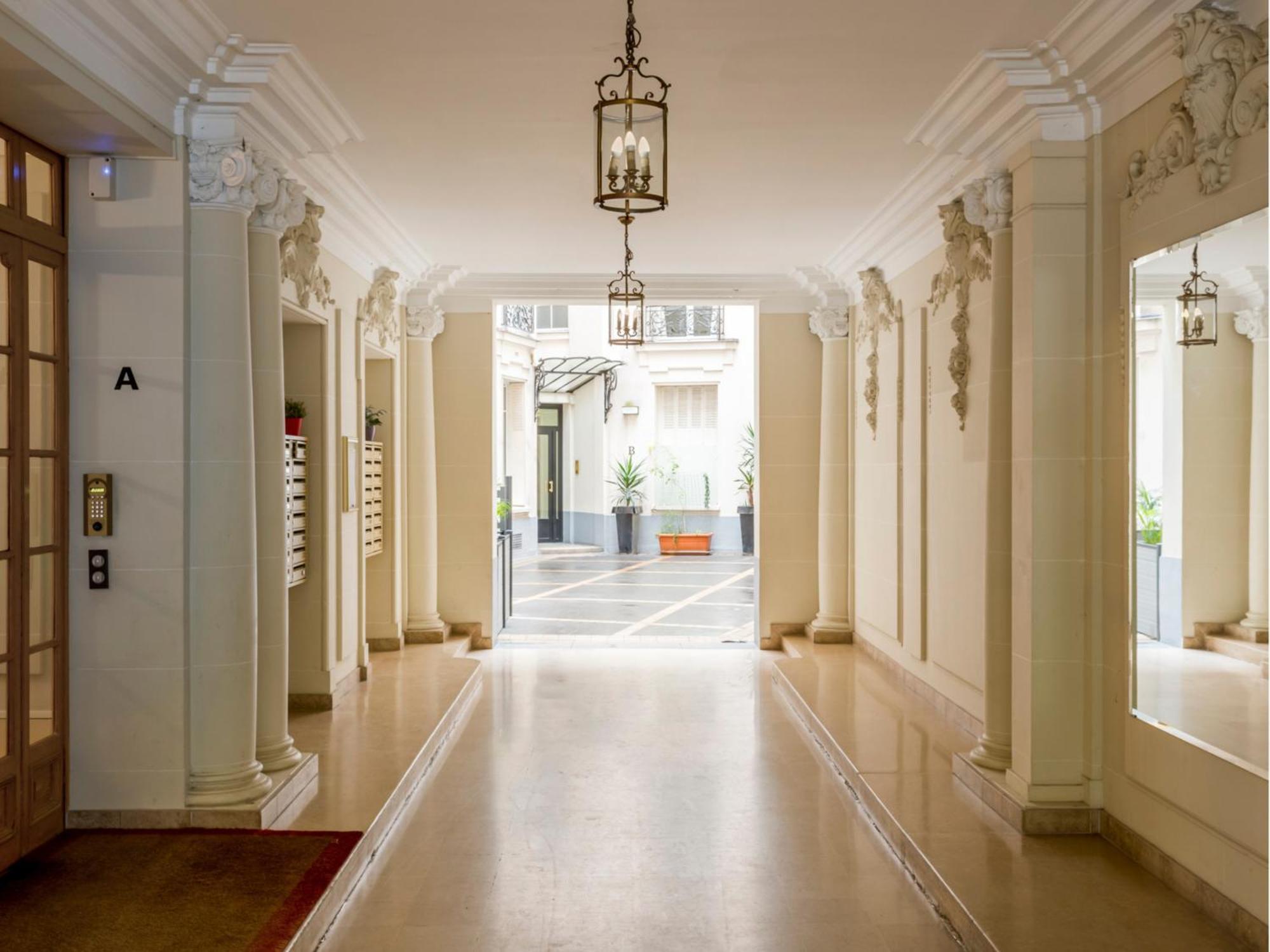 Appartamento Cozy - Champs Elysees - Wagram Parigi